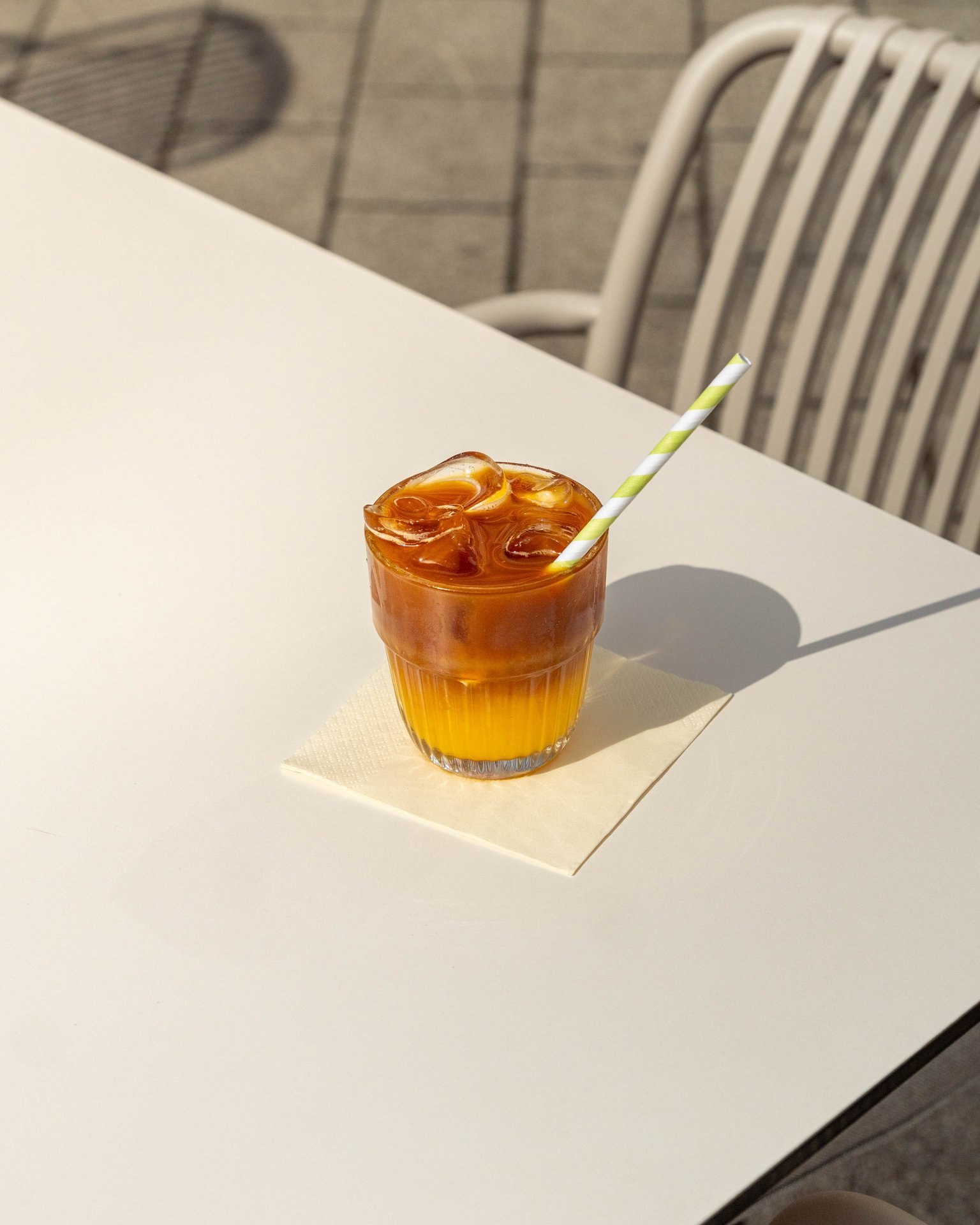 Bumblebee Coffee — DOZA